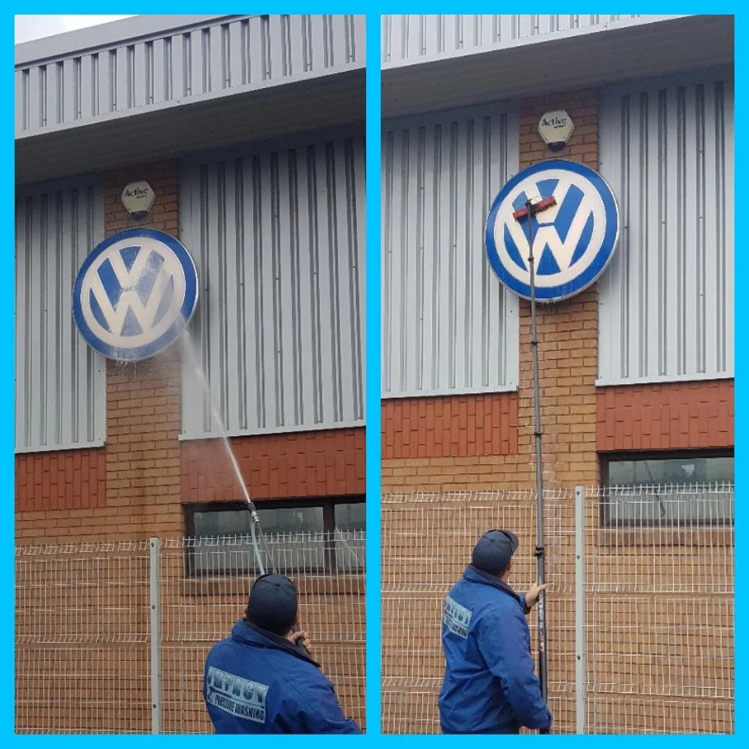 Exterior cleaning job